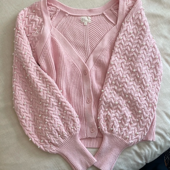 BABY PINK PEARL SWEATER - Picture 1 of 1